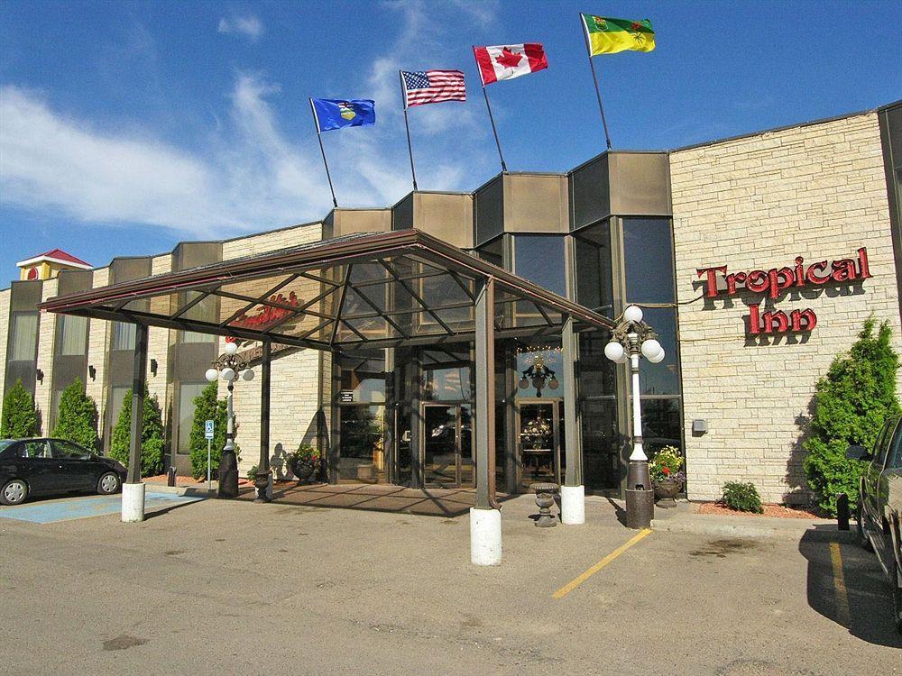 Tropical Inn - North Battleford Exterior foto